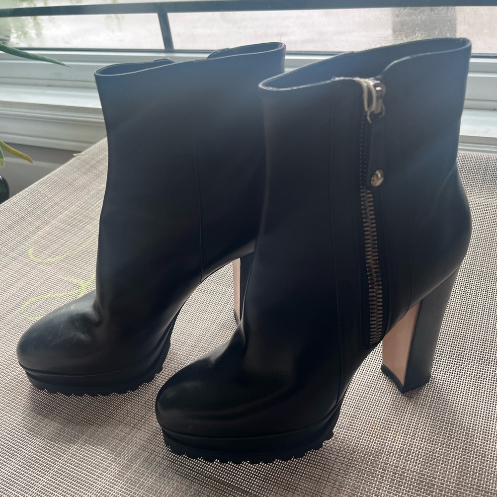 Gianvito Rossi Boots size 8 brand new !